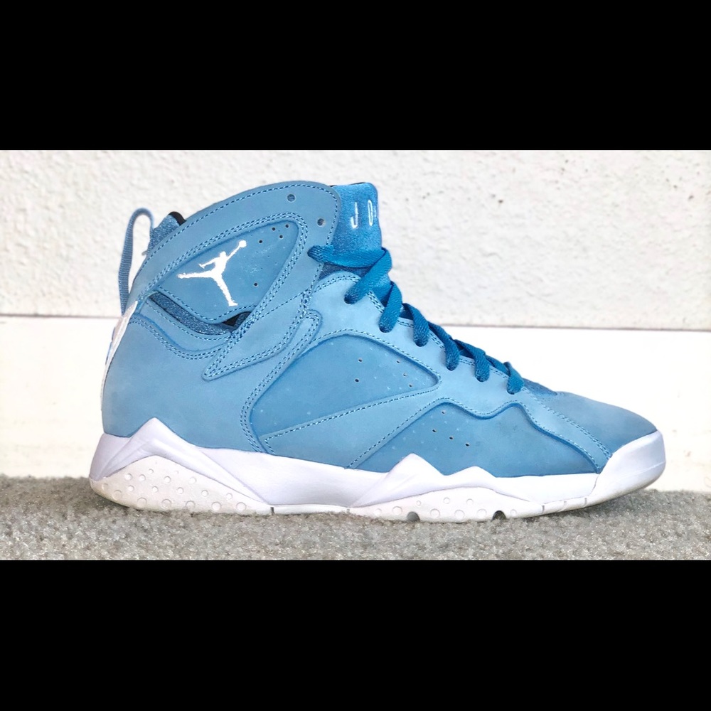 Air Jordan 7 Retro (Pantone-University Blue)